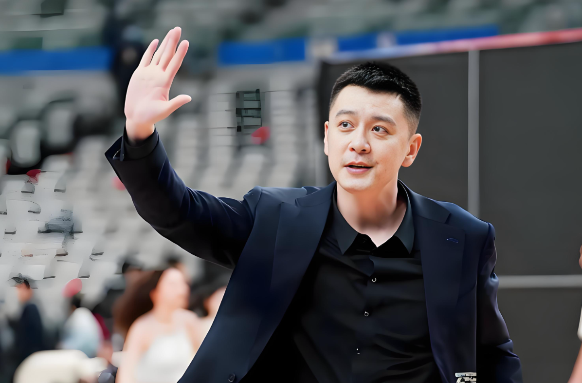开云体育下载公司-输青岛16分！杨鸣中肯点评，指出了3大输球的原因